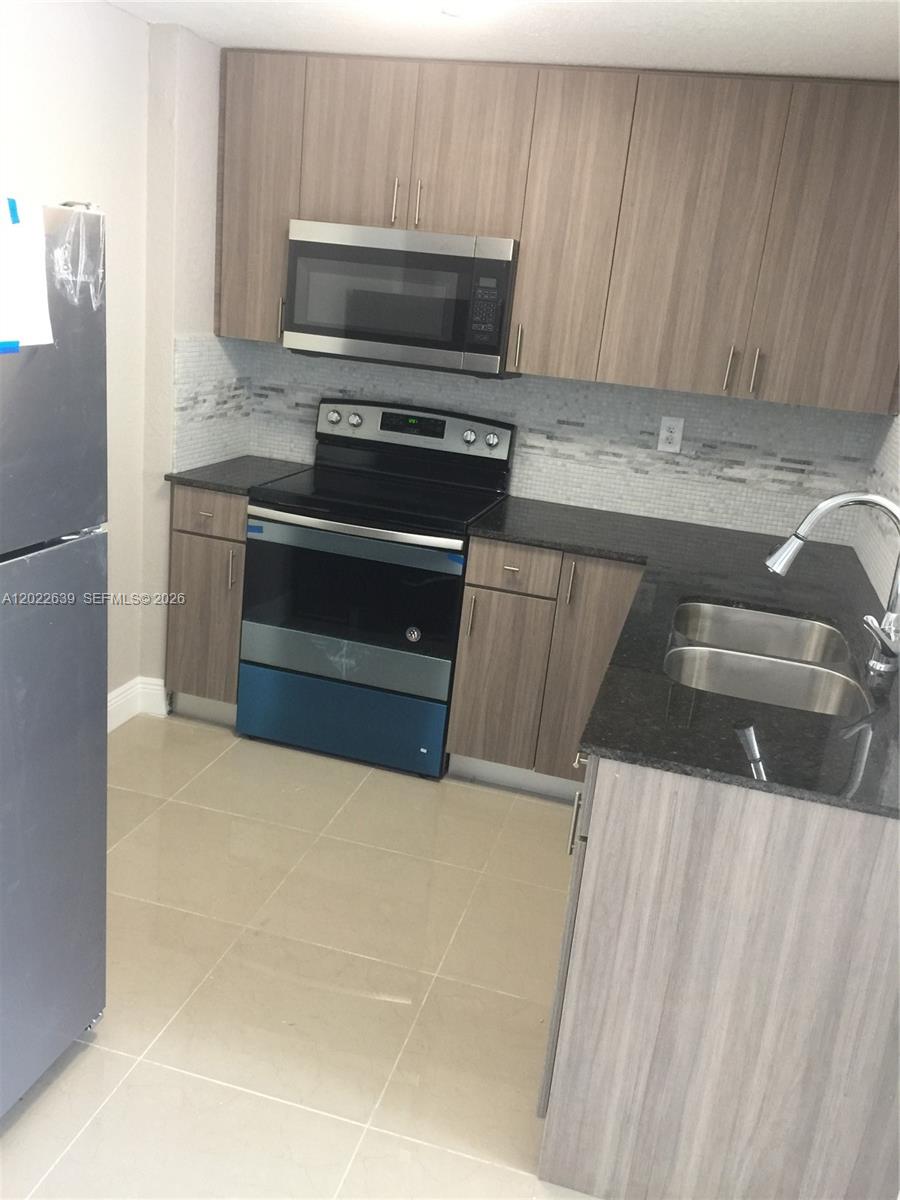 Property photo # 8