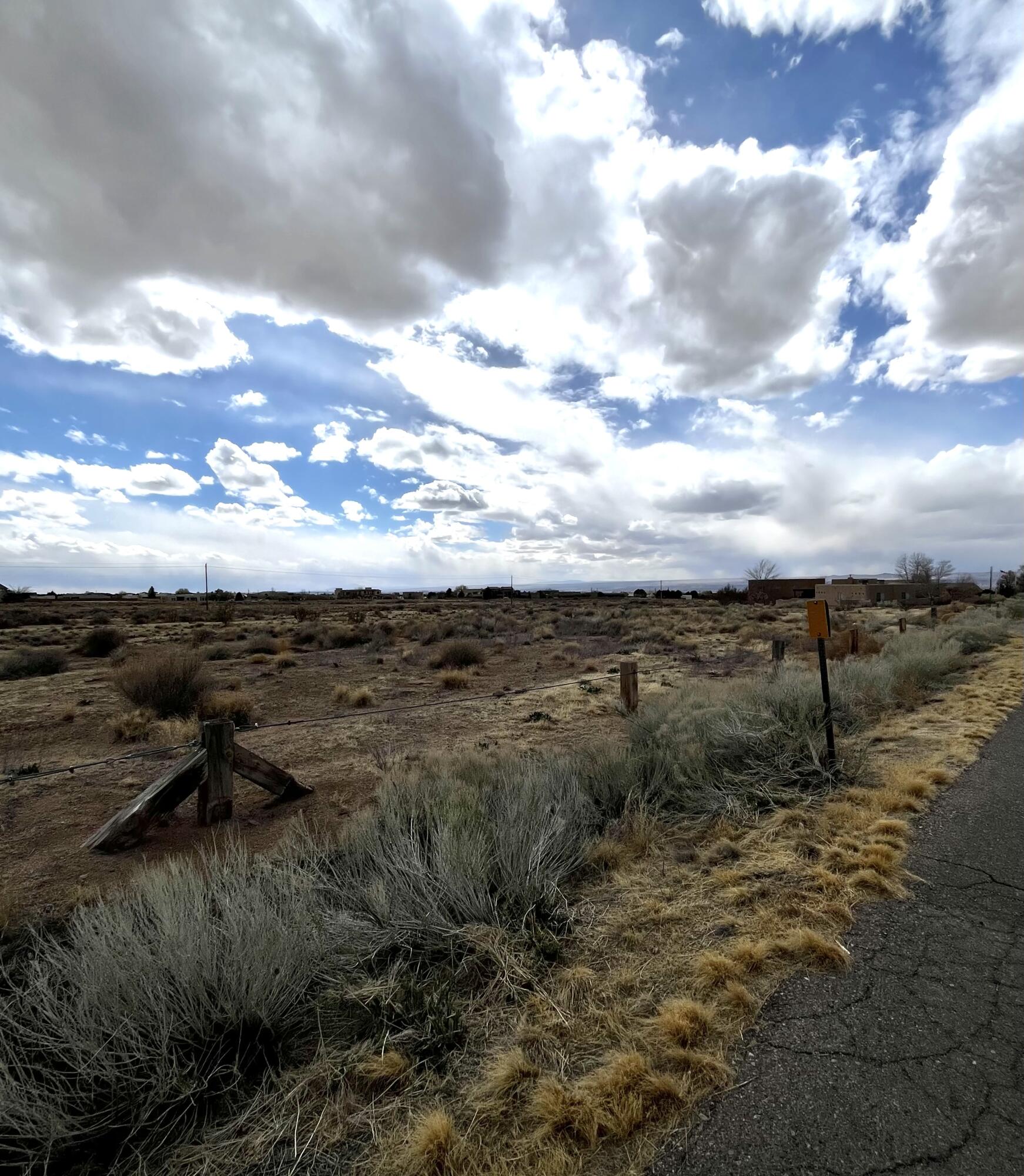 Homes for sale in Albuquerque, NM | 9920-10000 Oakland Ave Ne, Albuquerque, NM 87122 | MLS# 1103900