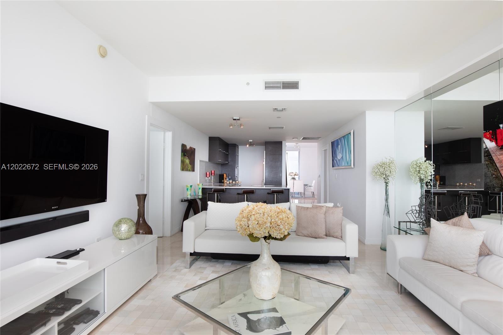 900 Biscayne Bay Condo