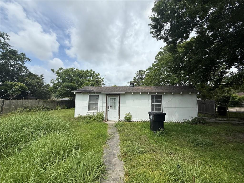 Homes for sale in New Orleans, LA | 1401 Shirley Dr, New Orleans, LA 70114 | MLS# 2559130