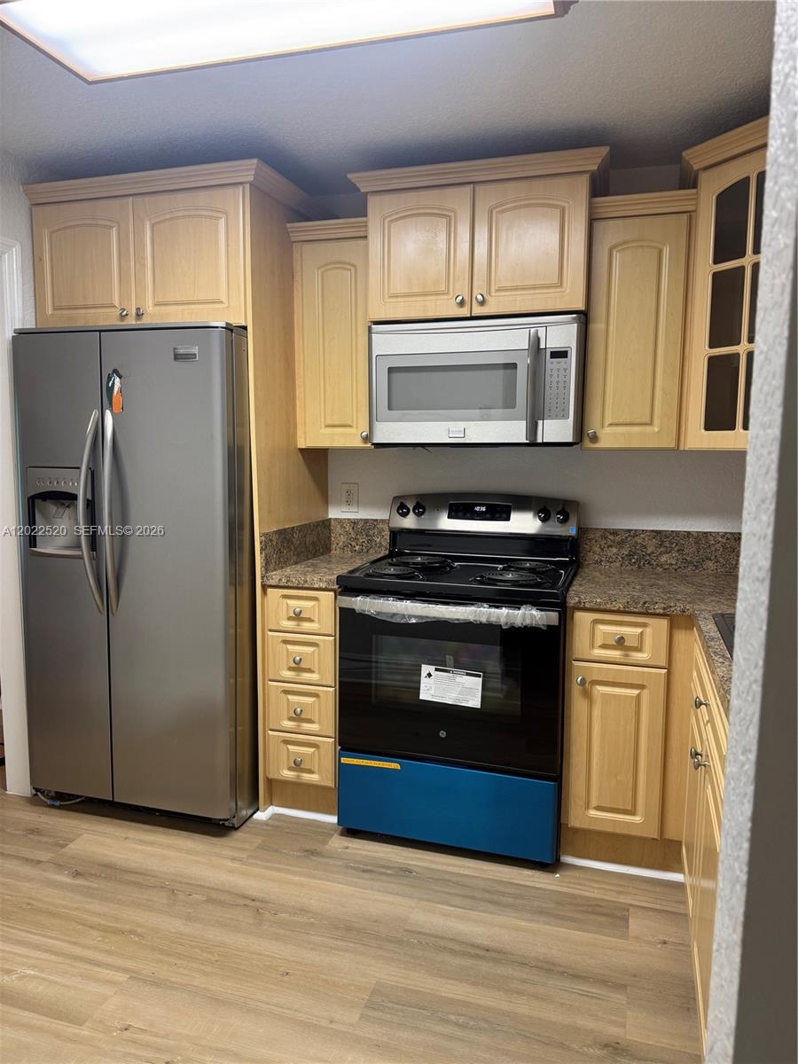 Property photo # 6