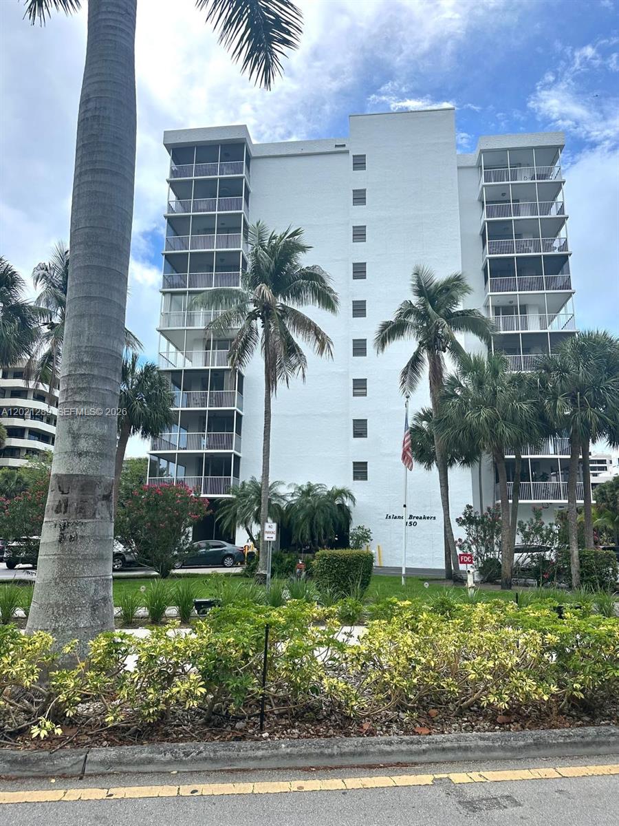 Island Breakers Condo