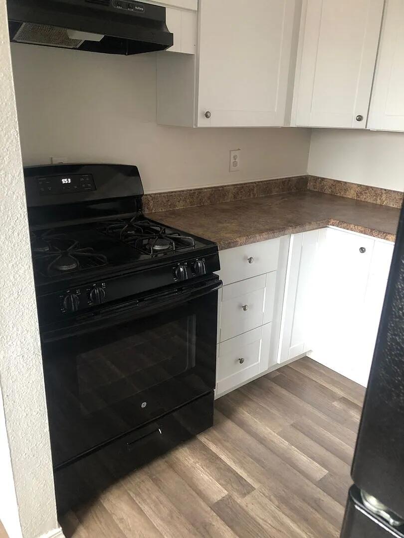 Photo 16 — 1237 Menaul Boulevard NW