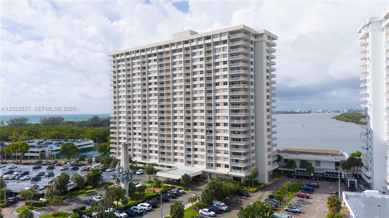 Arlen House Condo
