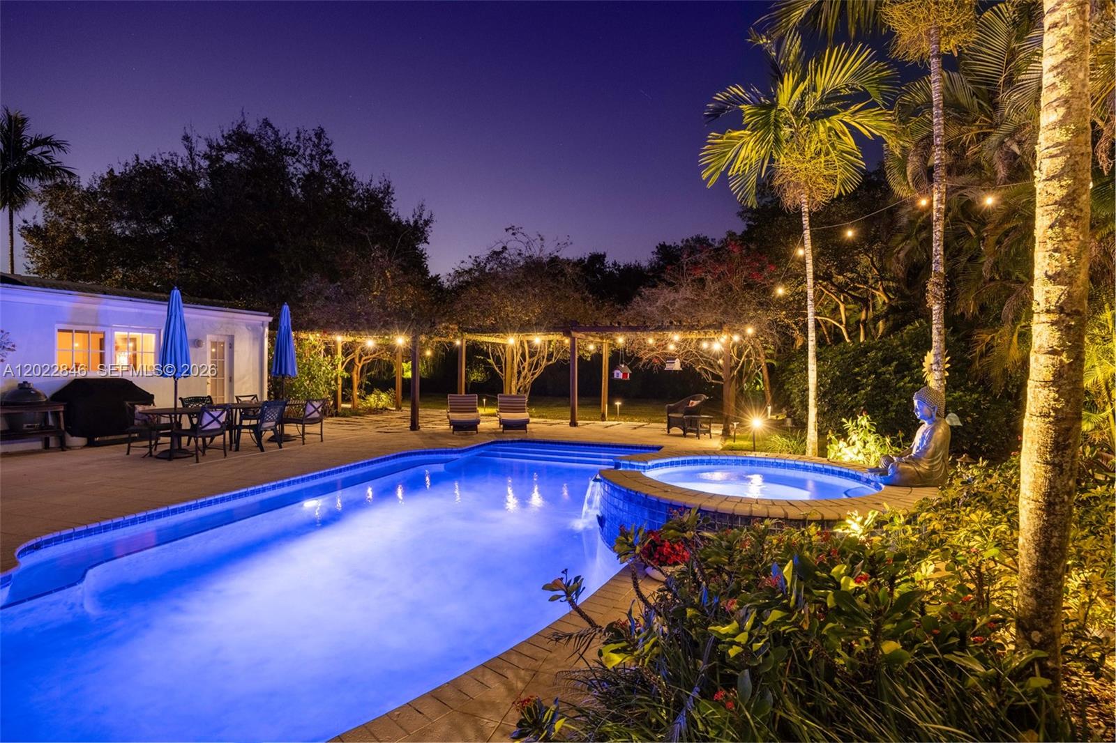 Royal Palm Manor