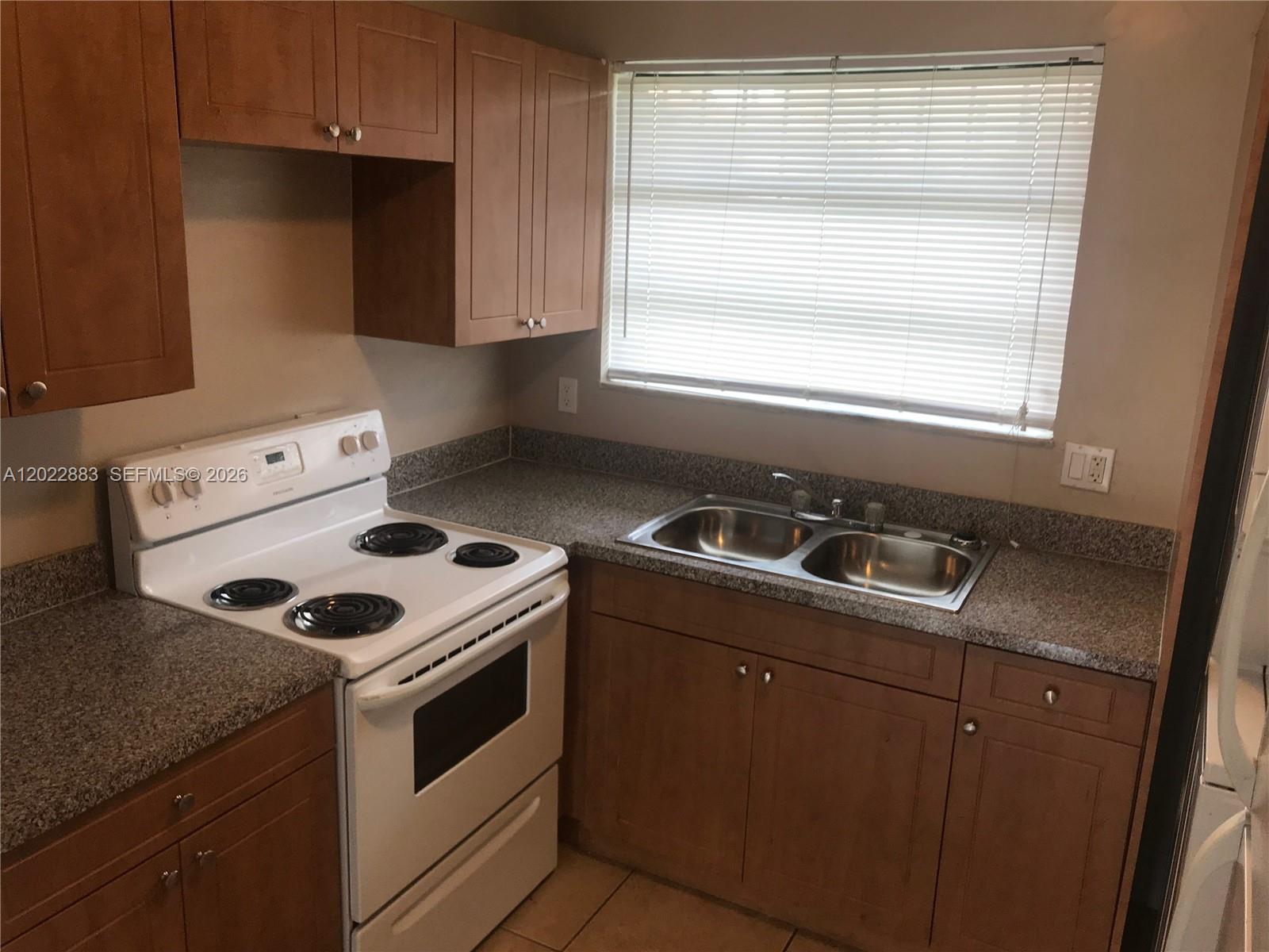 Property photo # 0