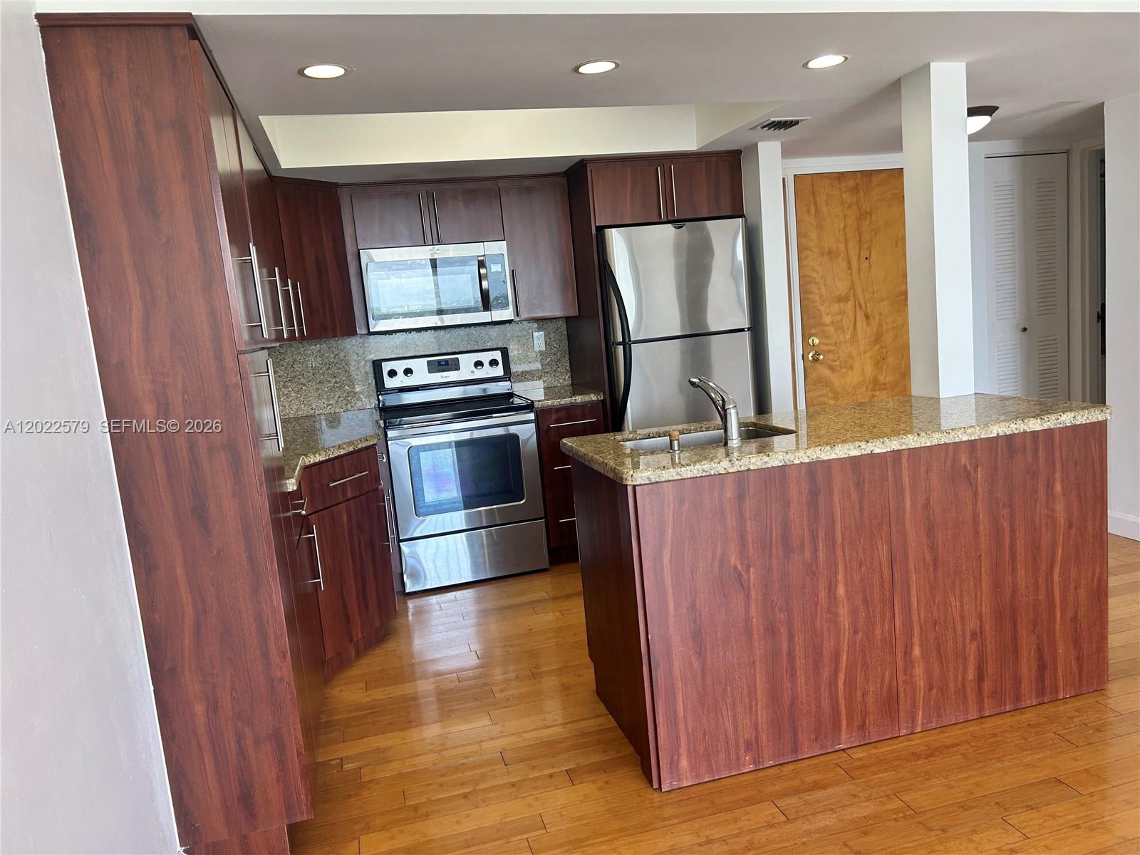 Property photo # 7