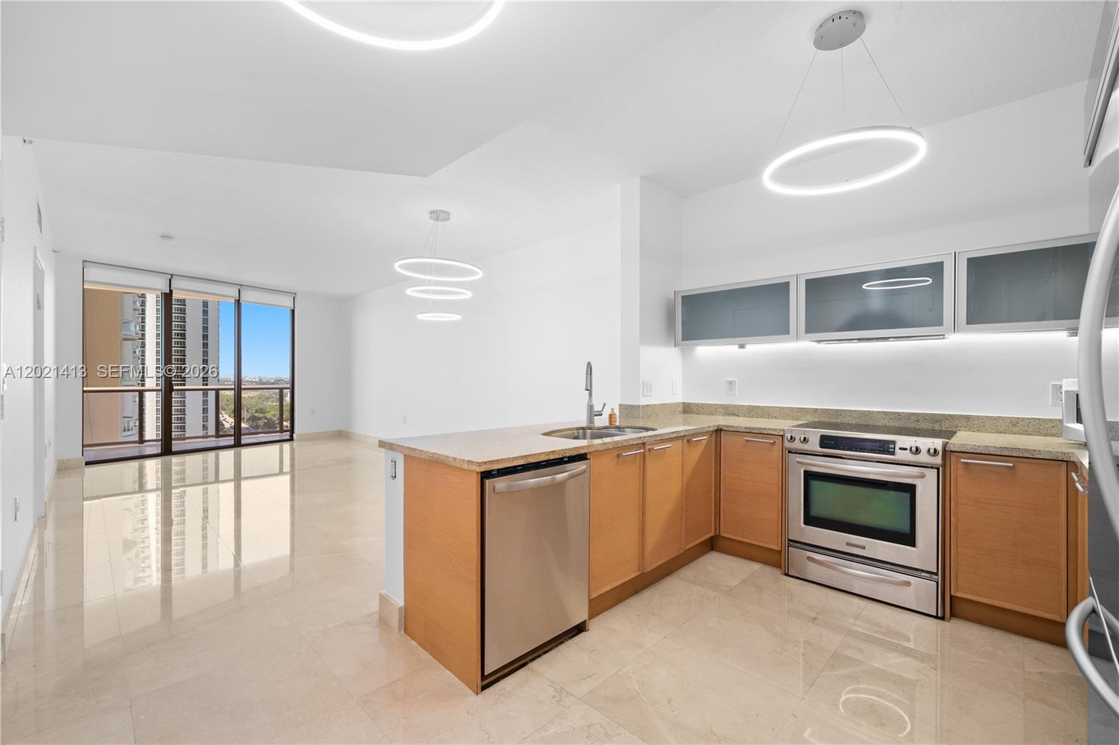 Property photo # 4