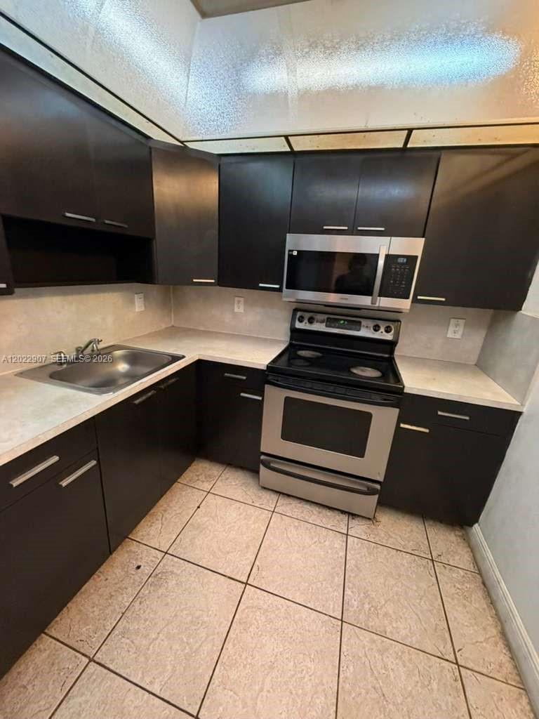 Property photo # 4