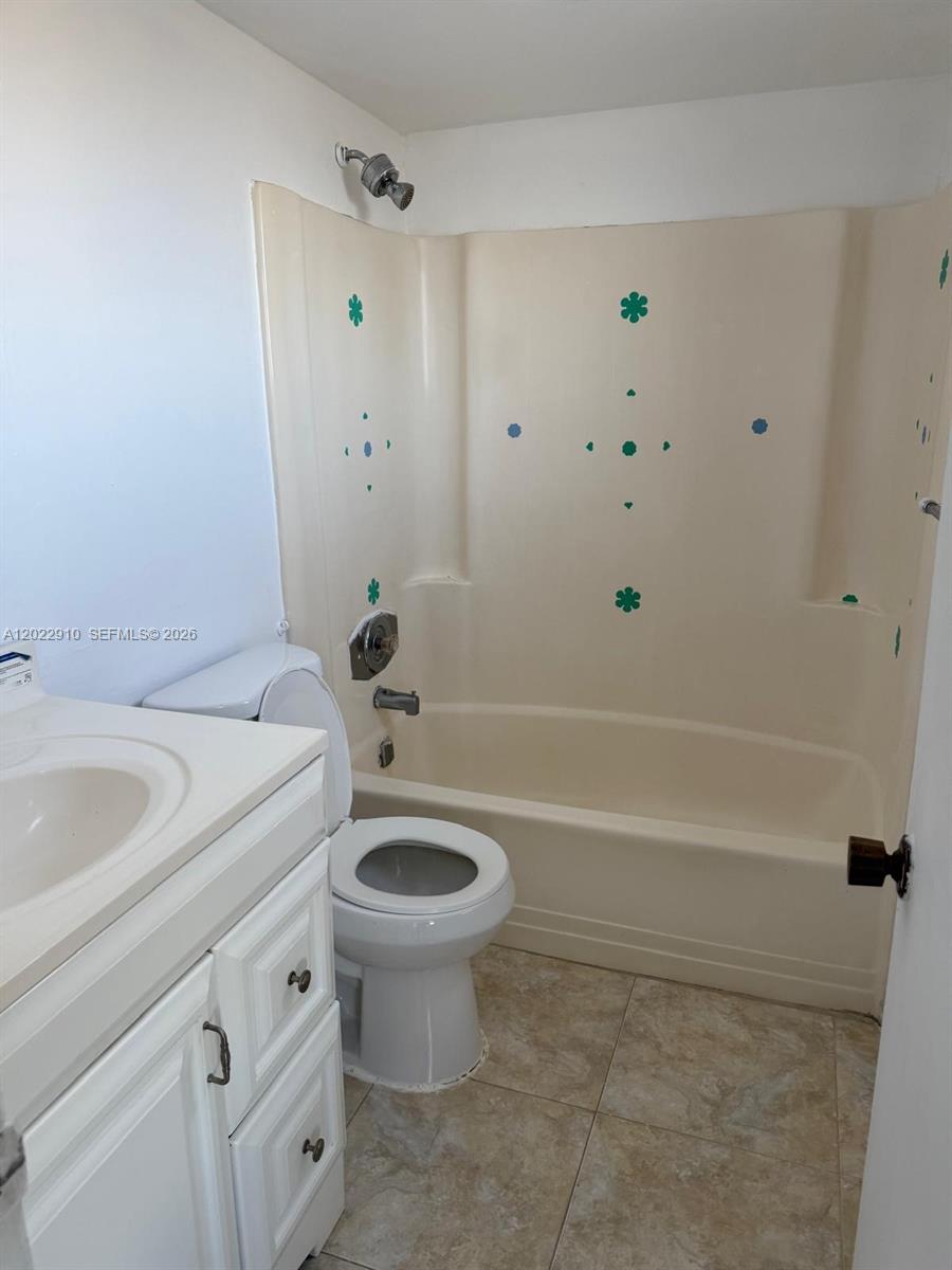 Property photo # 6