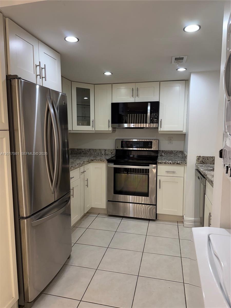 Property photo # 9