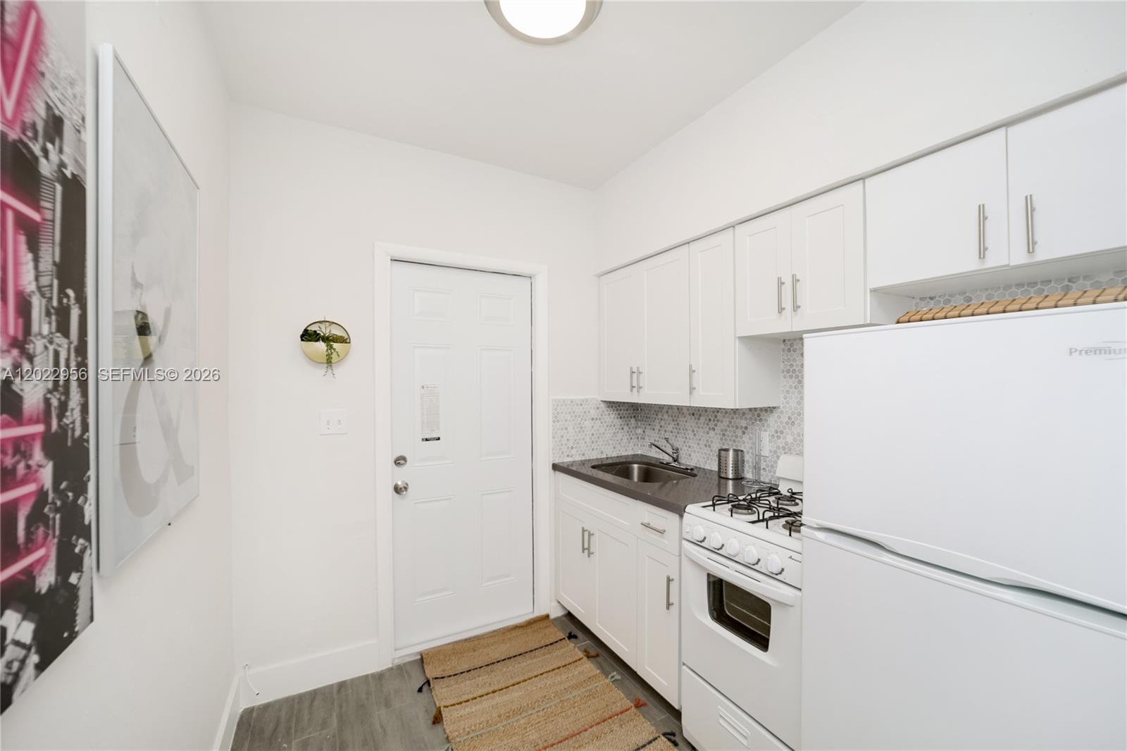 Property photo # 3