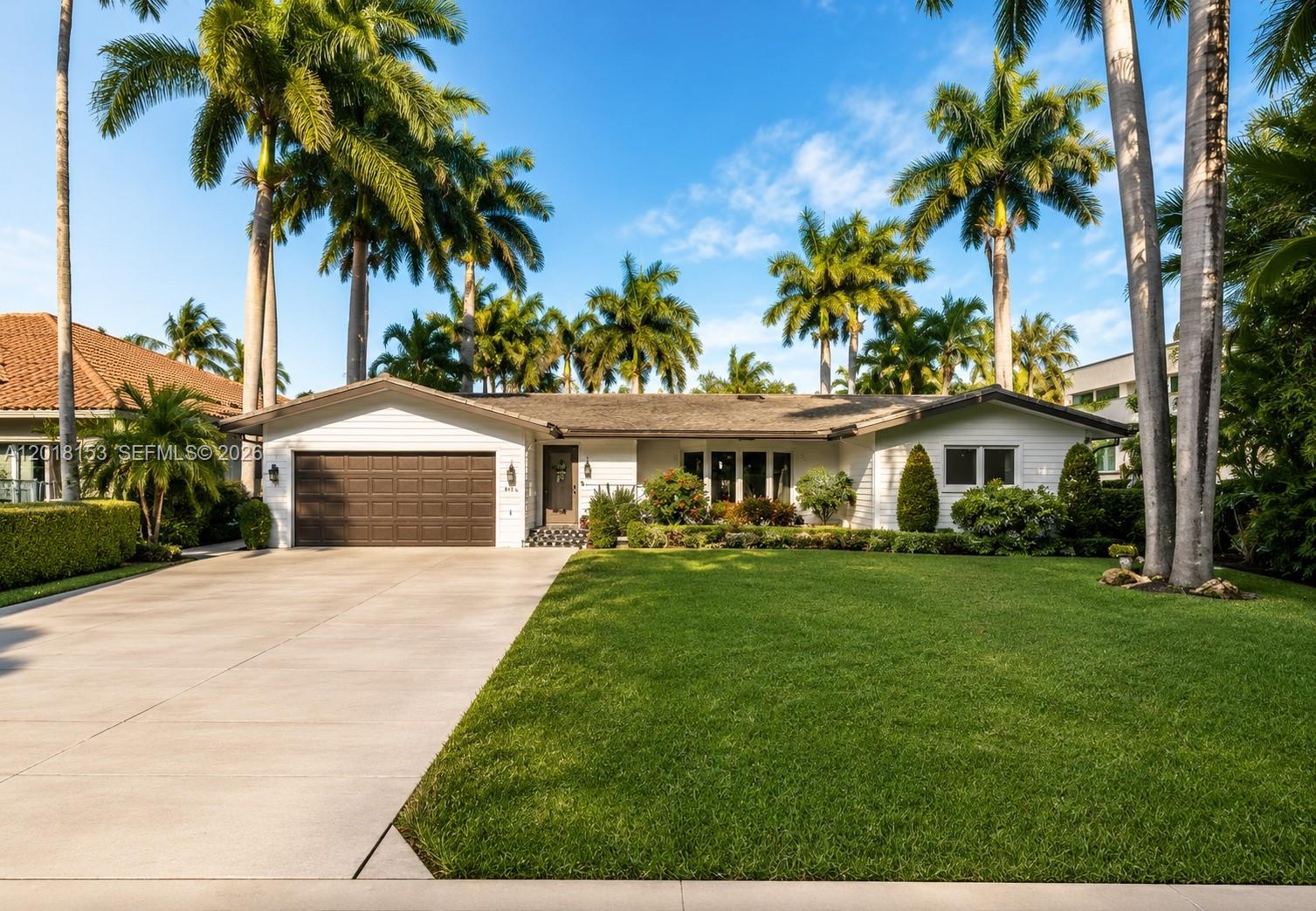 Lauderdale Isles Reamen P