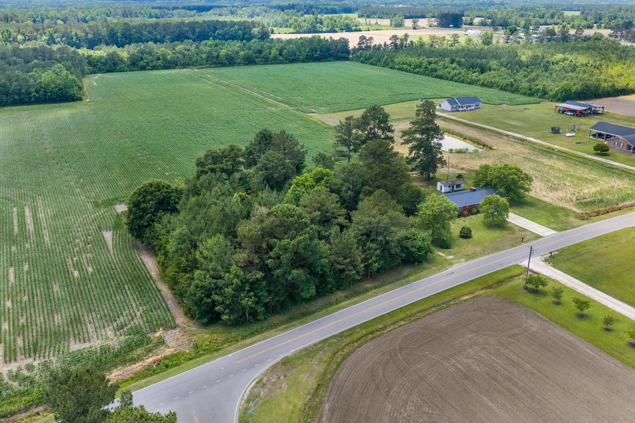 2613069 | Photo 38