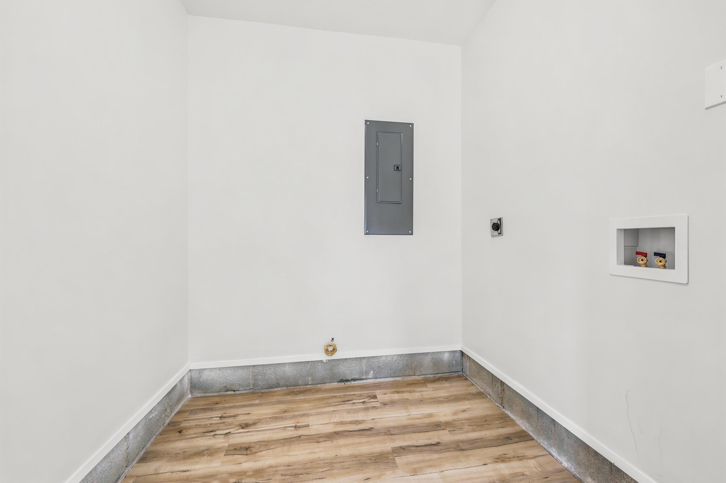 2613080 | Photo 28