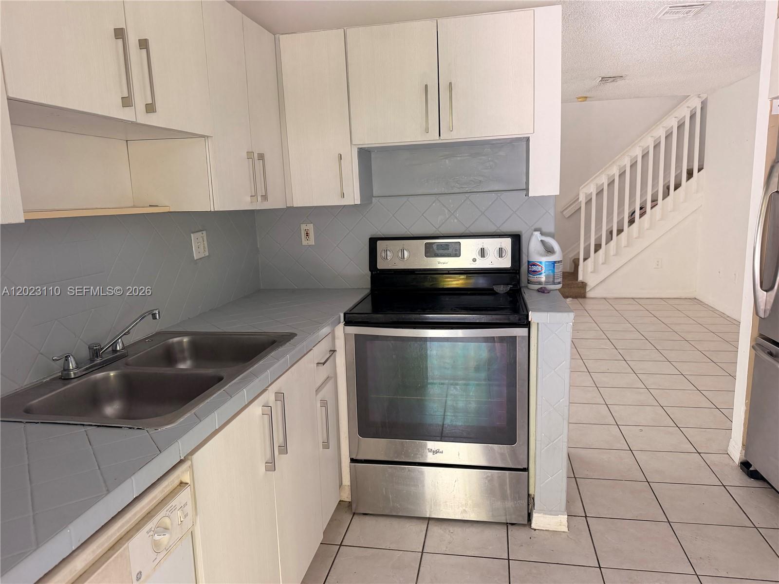 Property photo # 6