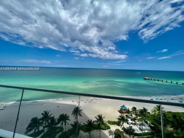 Jade Signature Condo
