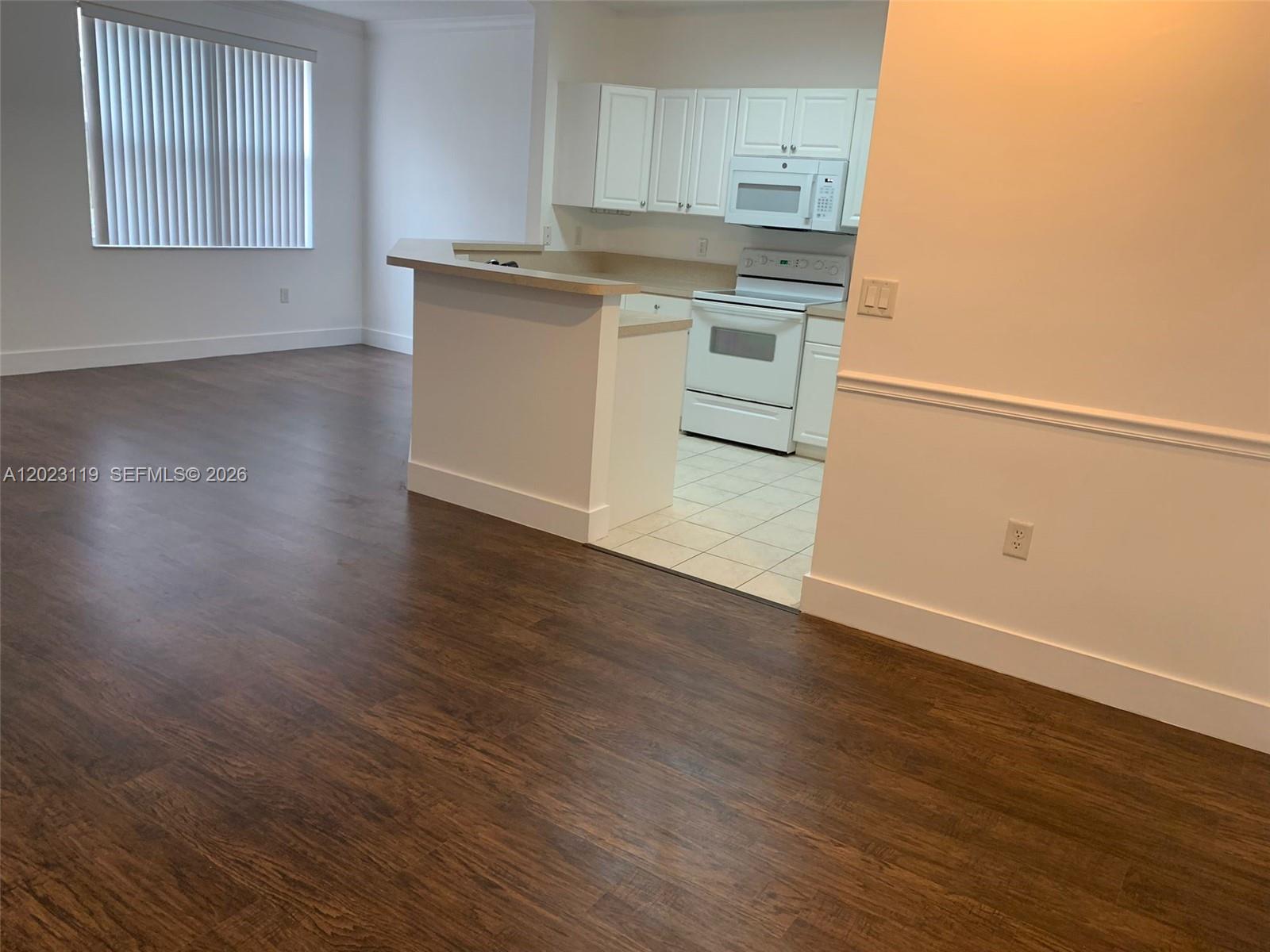 El-Ad Villaggio Condo Bld
