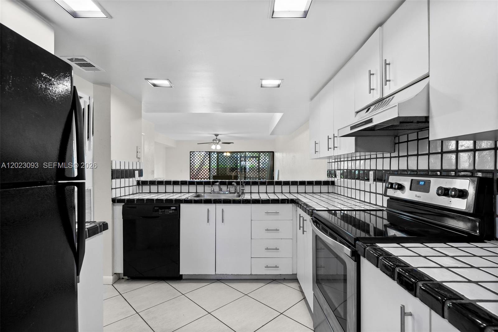 Property photo # 8
