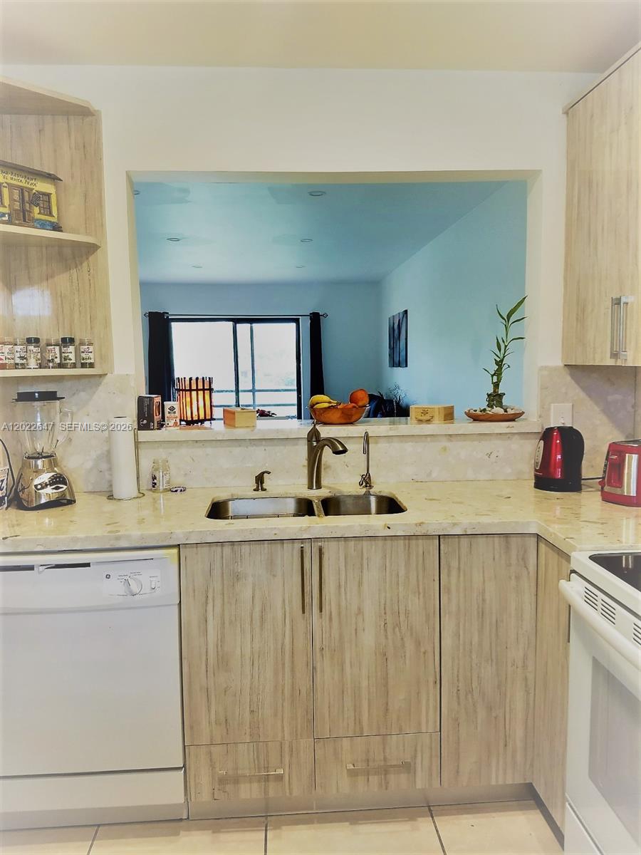 Property photo # 3