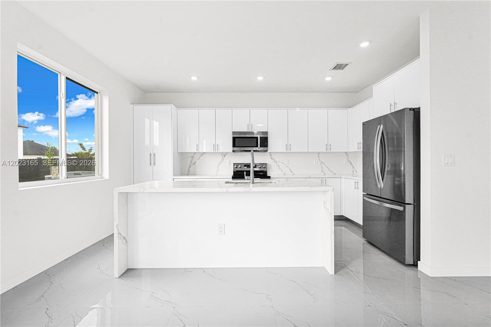 Property photo # 3
