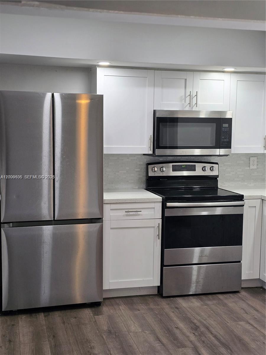 Stratford Apartments Cond
