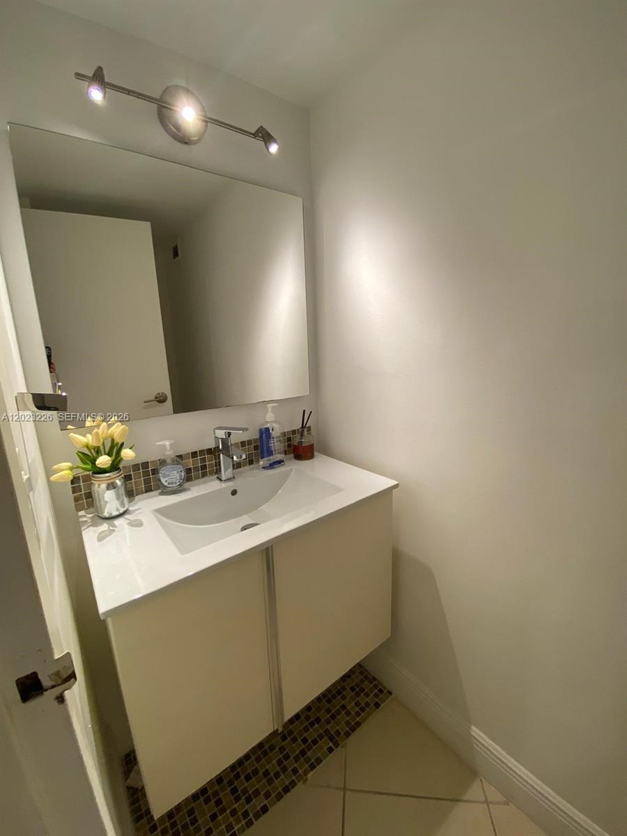 Property photo # 7
