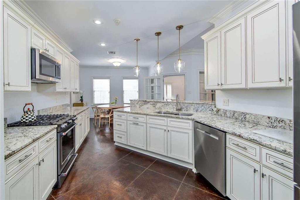 Homes for sale in Thibodaux, LA | 135 Bayou Lafourche Dr, Thibodaux, LA 70301 | MLS# 2559304
