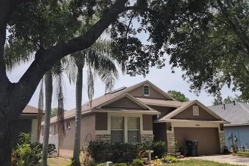 15430  Lake Bella Vista Drive , Tampa, FL, 33625