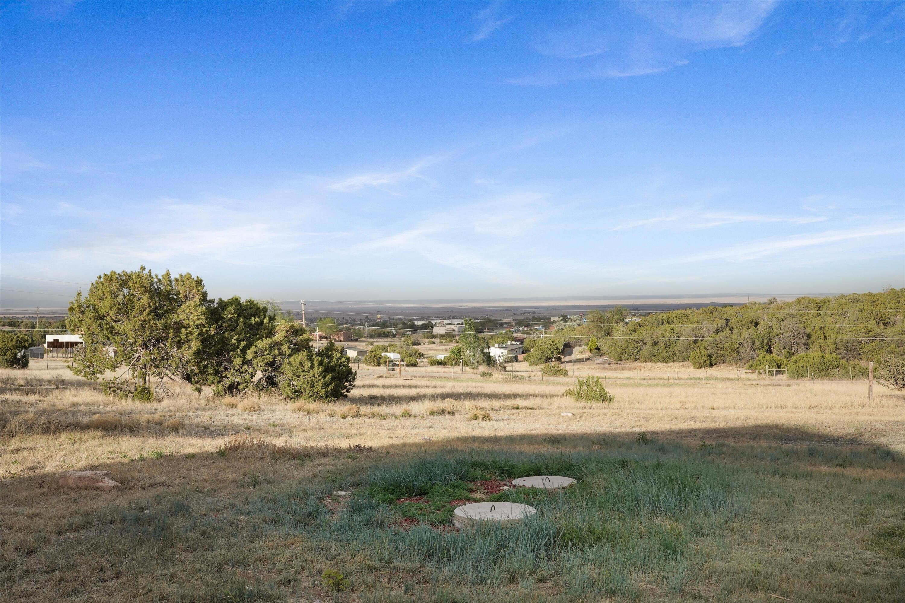 Homes for sale in Edgewood, NM | 13 Southwood Dr, Edgewood, NM 87015 | MLS# 1103977