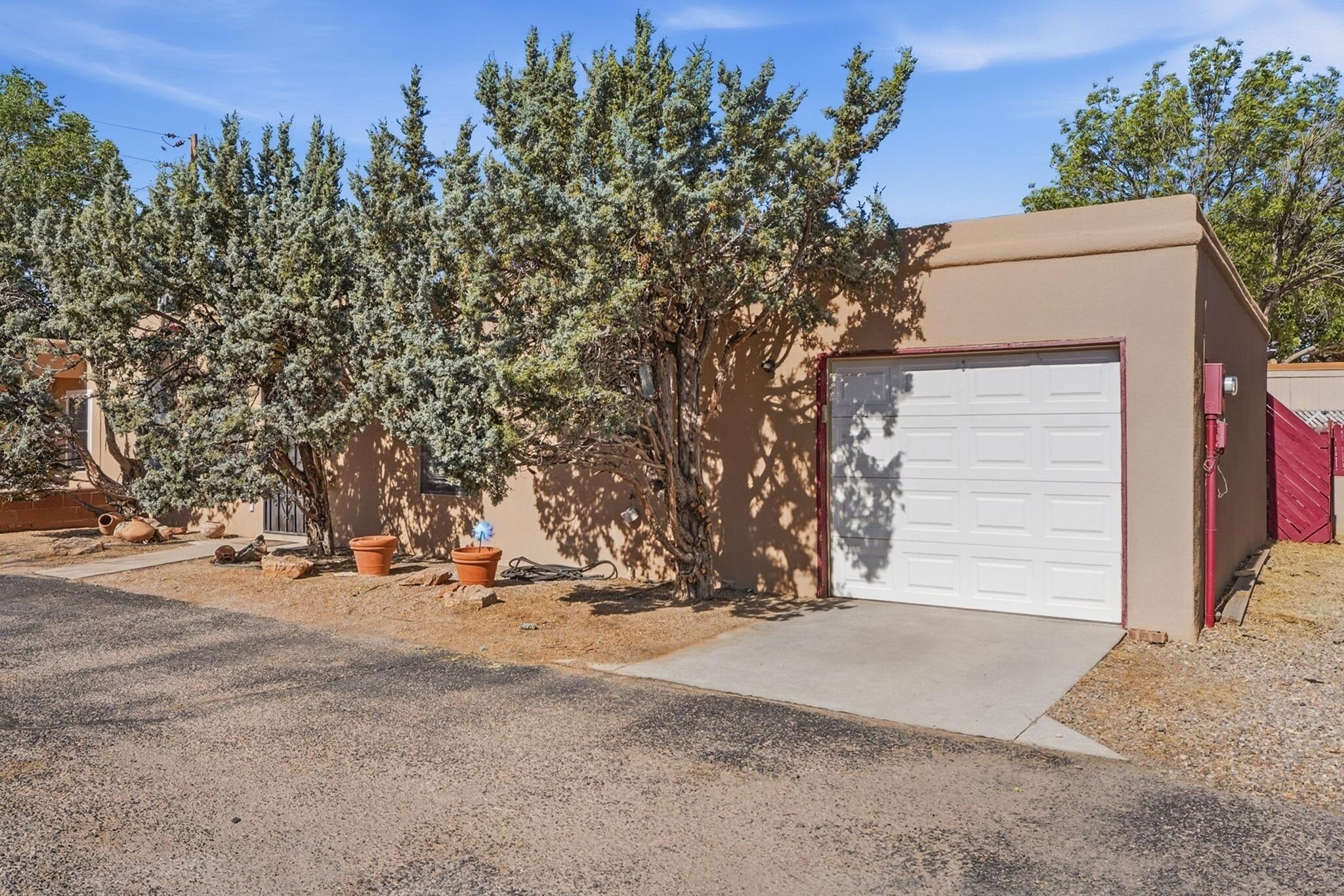 Homes for sale in Albuquerque, NM | 5108 Zuni Rd Se, Albuquerque, NM 87108 | MLS# 1103981