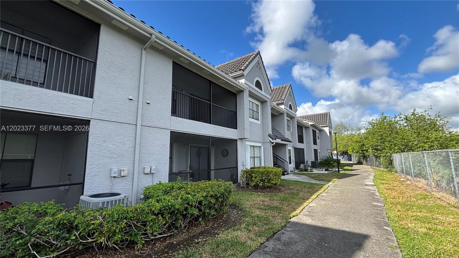 Property photo # 4