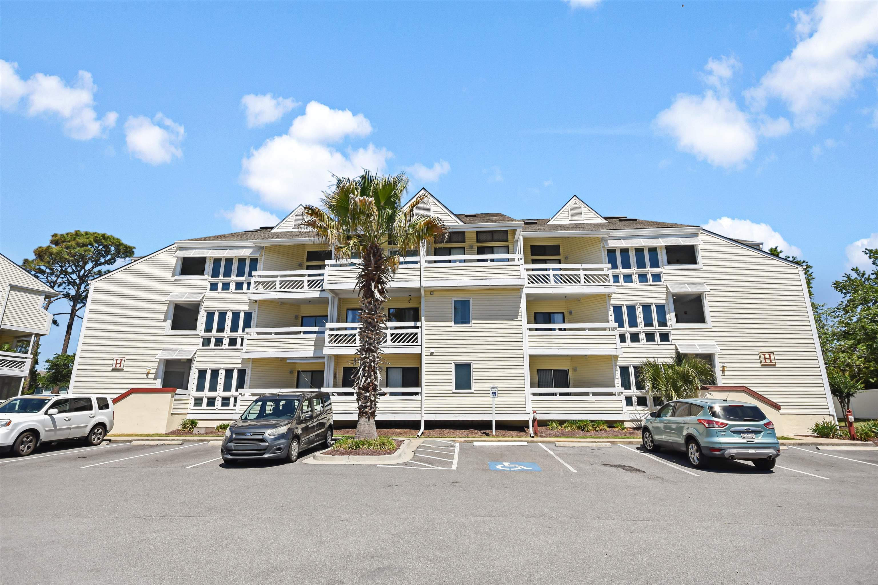 1100 Possum Trot Rd. UNIT H-355 North Myrtle Beach, SC 29582