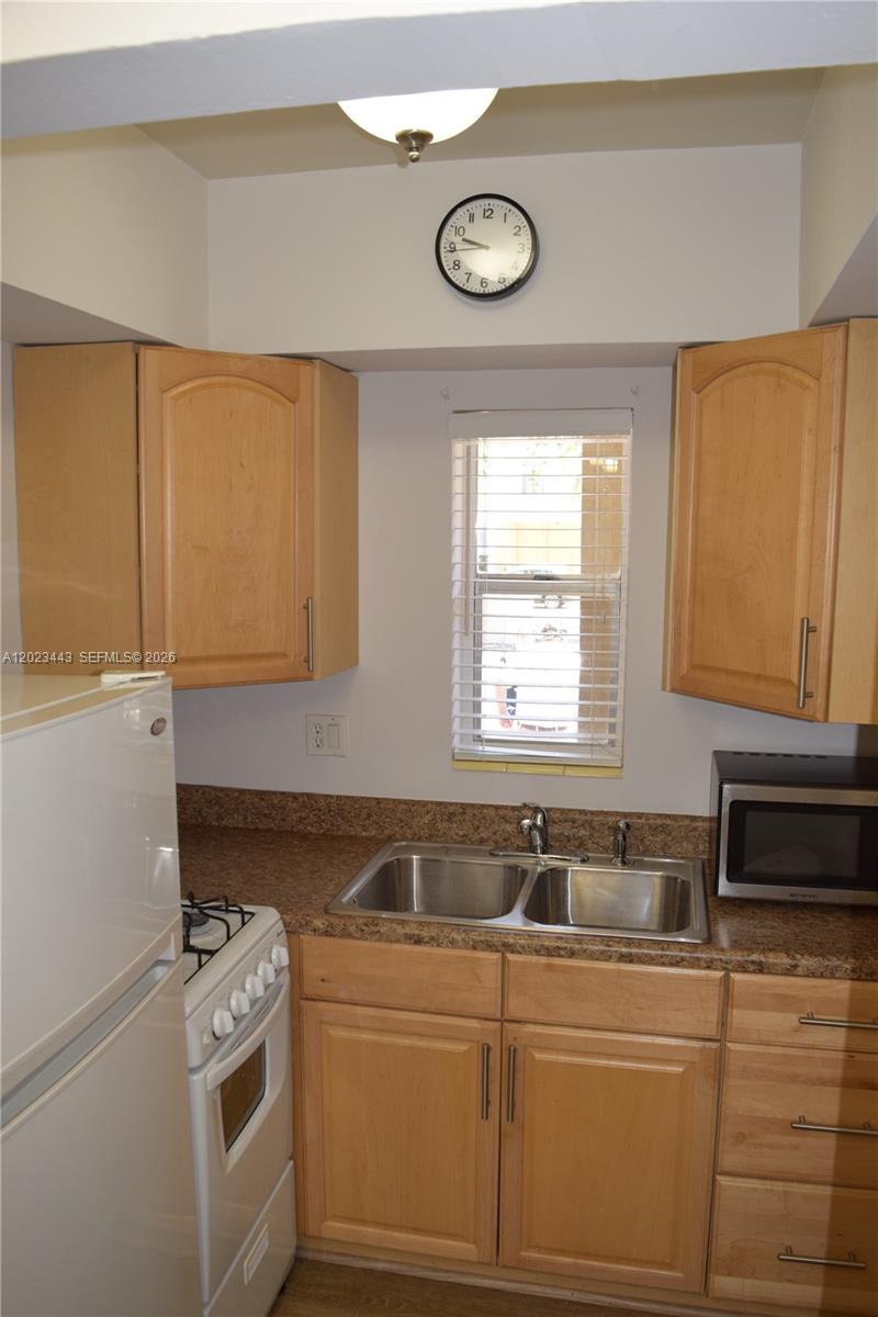 Property photo # 2