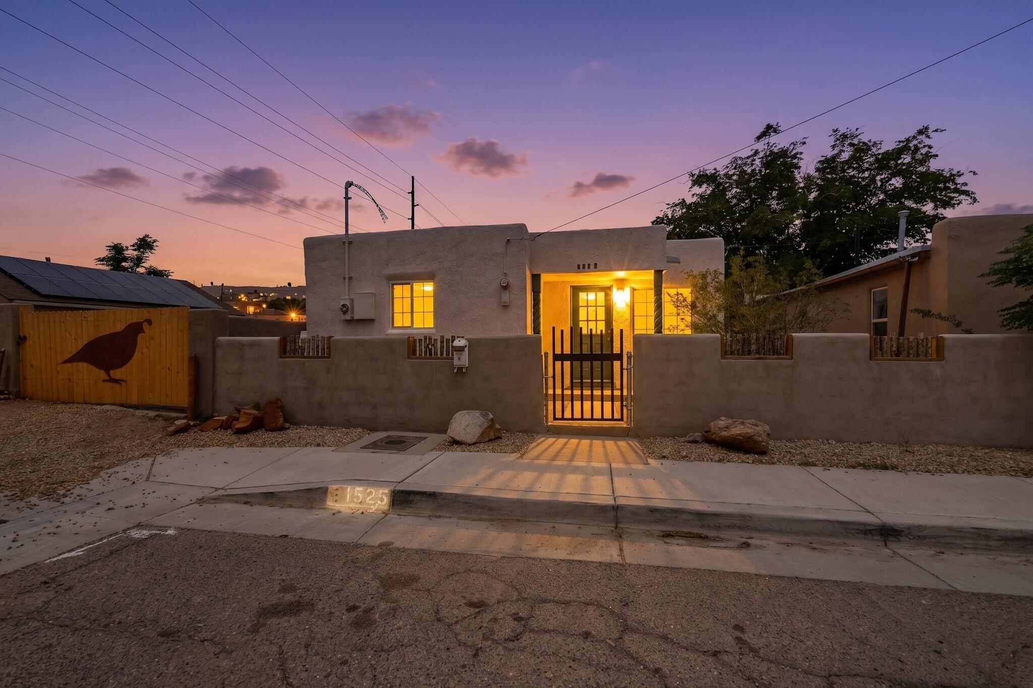 1525 Summer Avenue NW Albuquerque, NM 87104