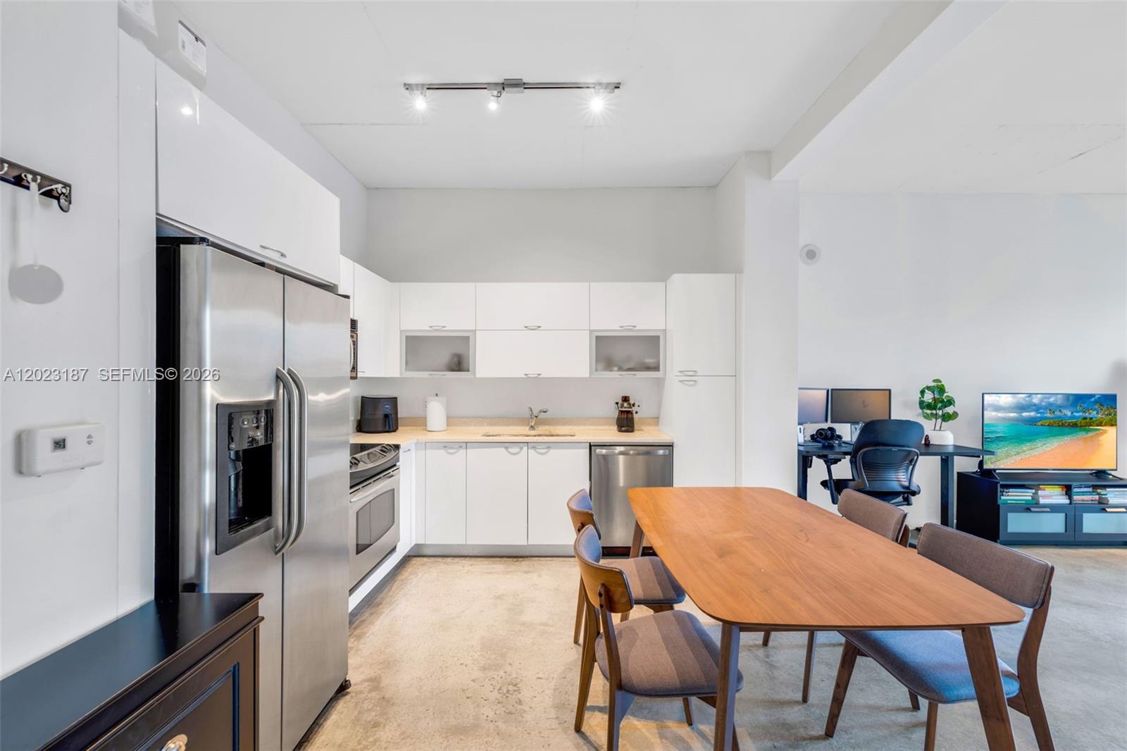 Property photo # 4