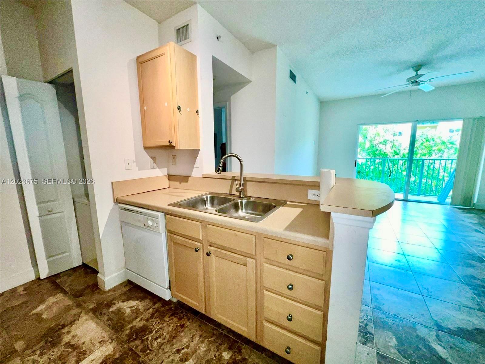 Valencia Condo