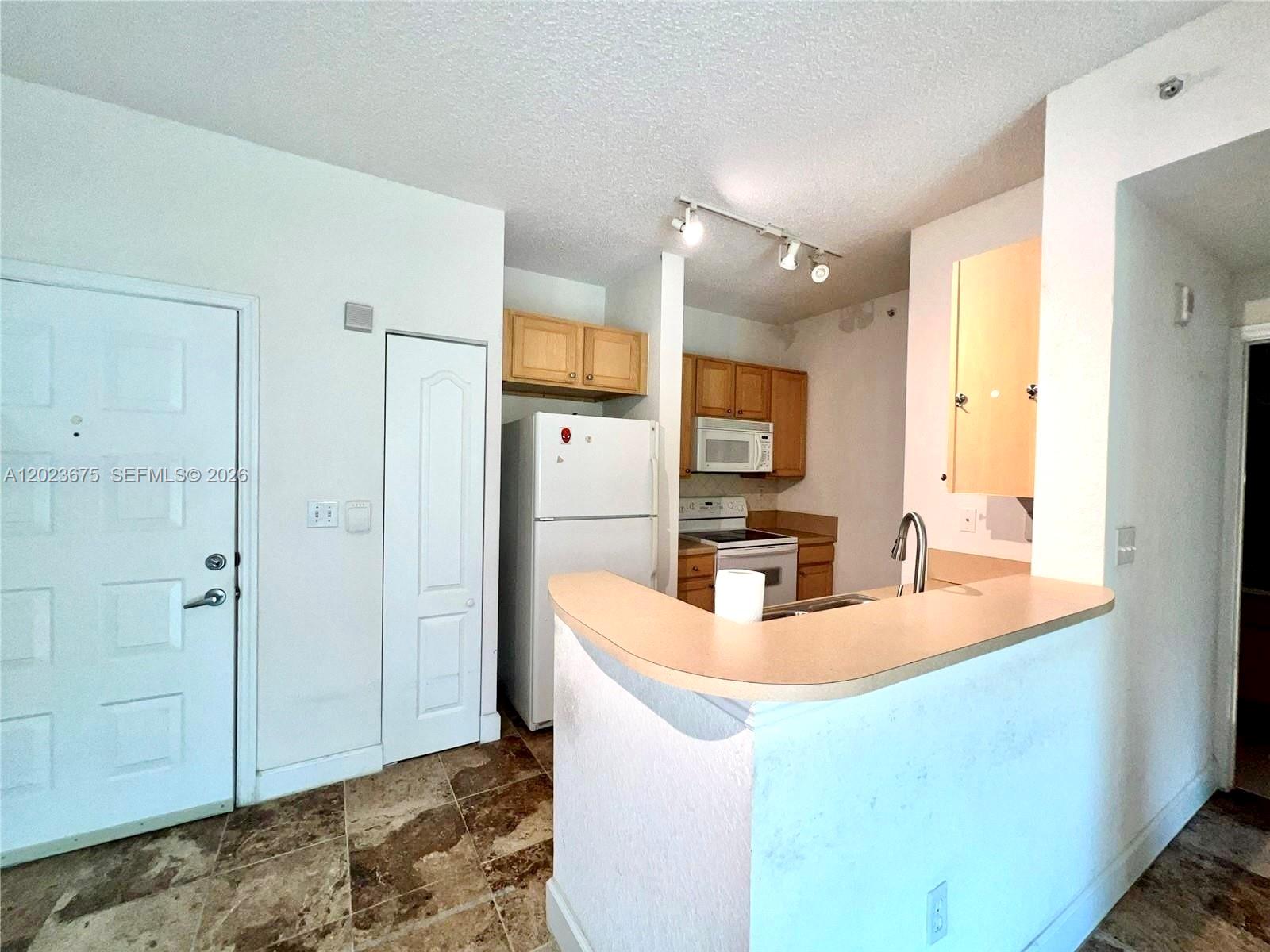 Property photo # 2