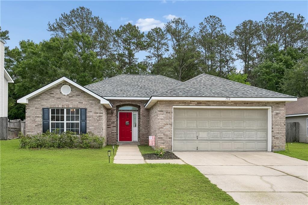 Homes for sale in Covington, LA | 752 Simpson Wy, Covington, LA 70435 | MLS# 2558983