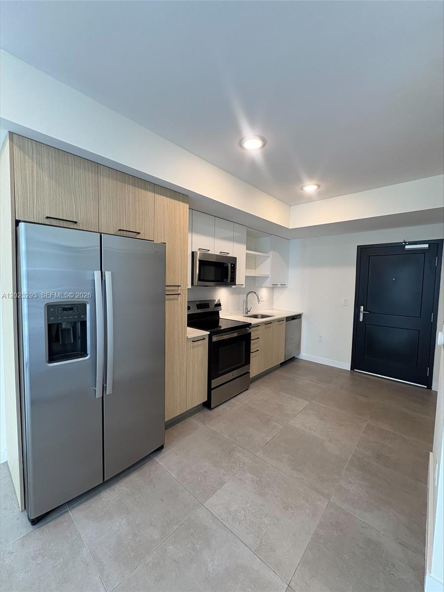 Property photo # 4