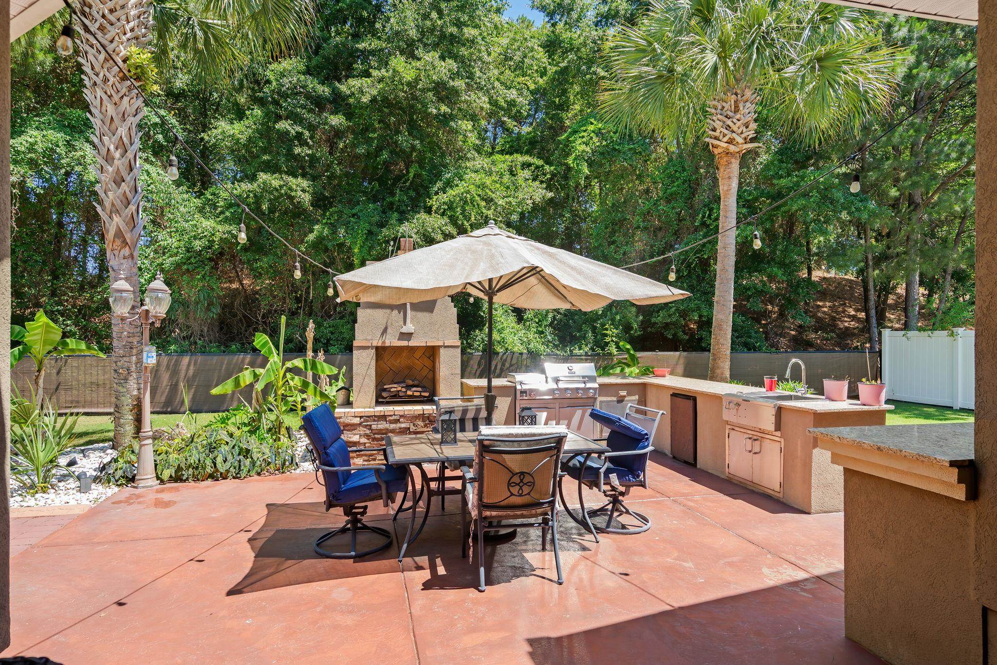 2613249 | Photo 35