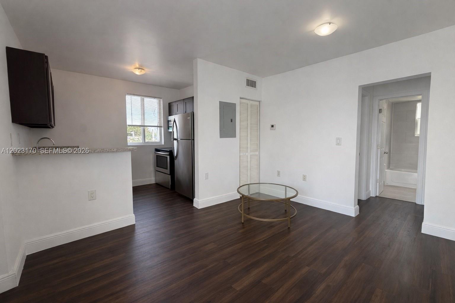 Property photo # 0