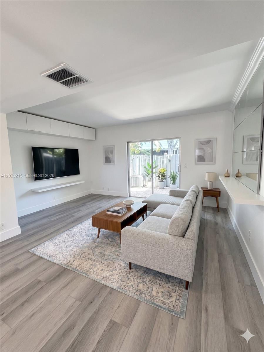 Property photo # 7