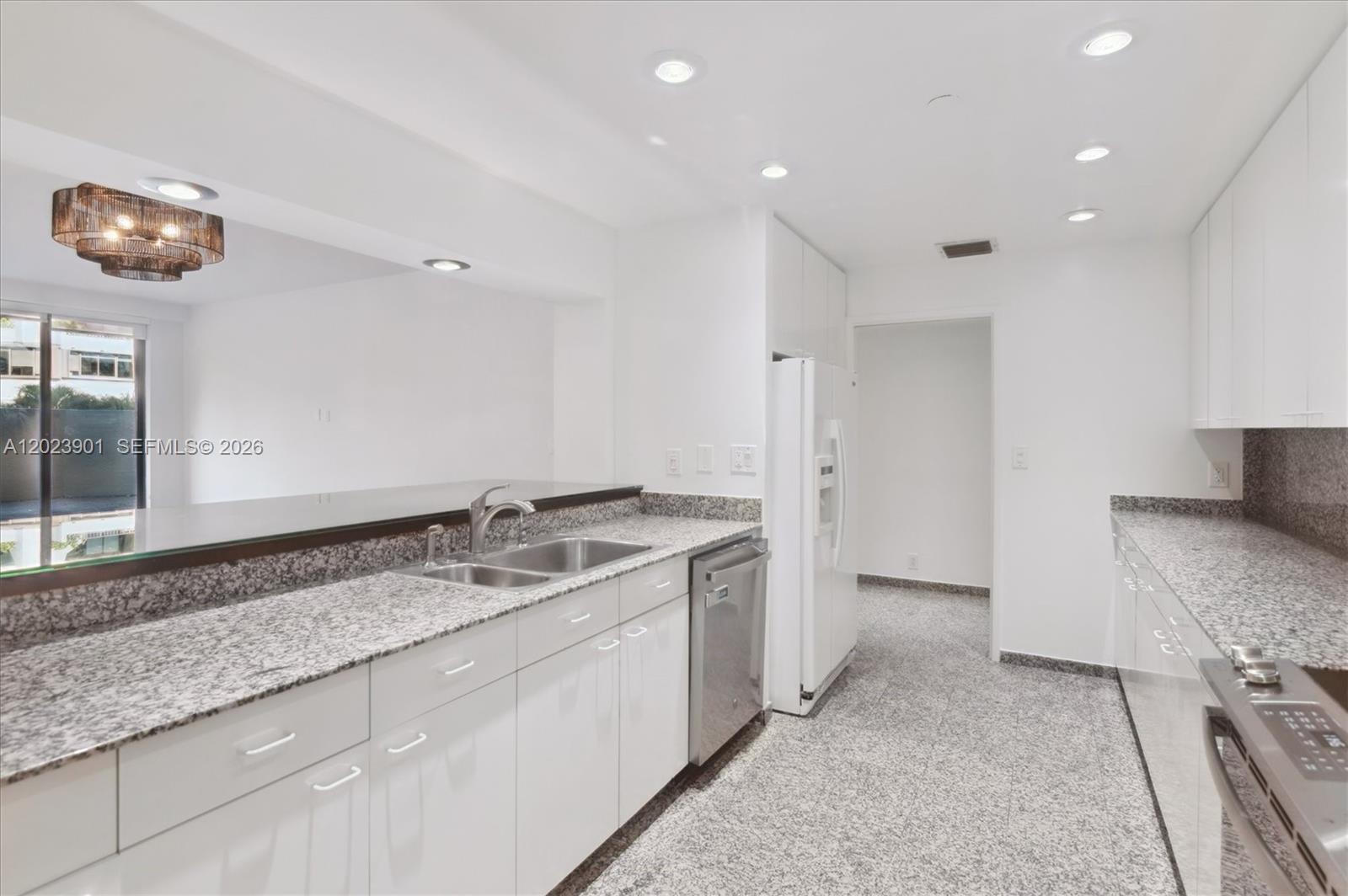 Property photo # 2