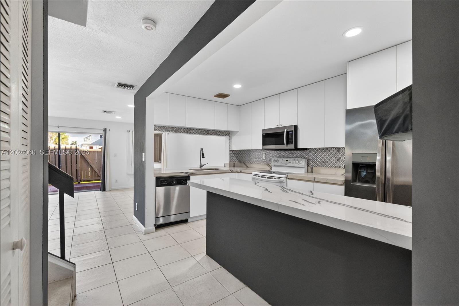 Property photo # 7