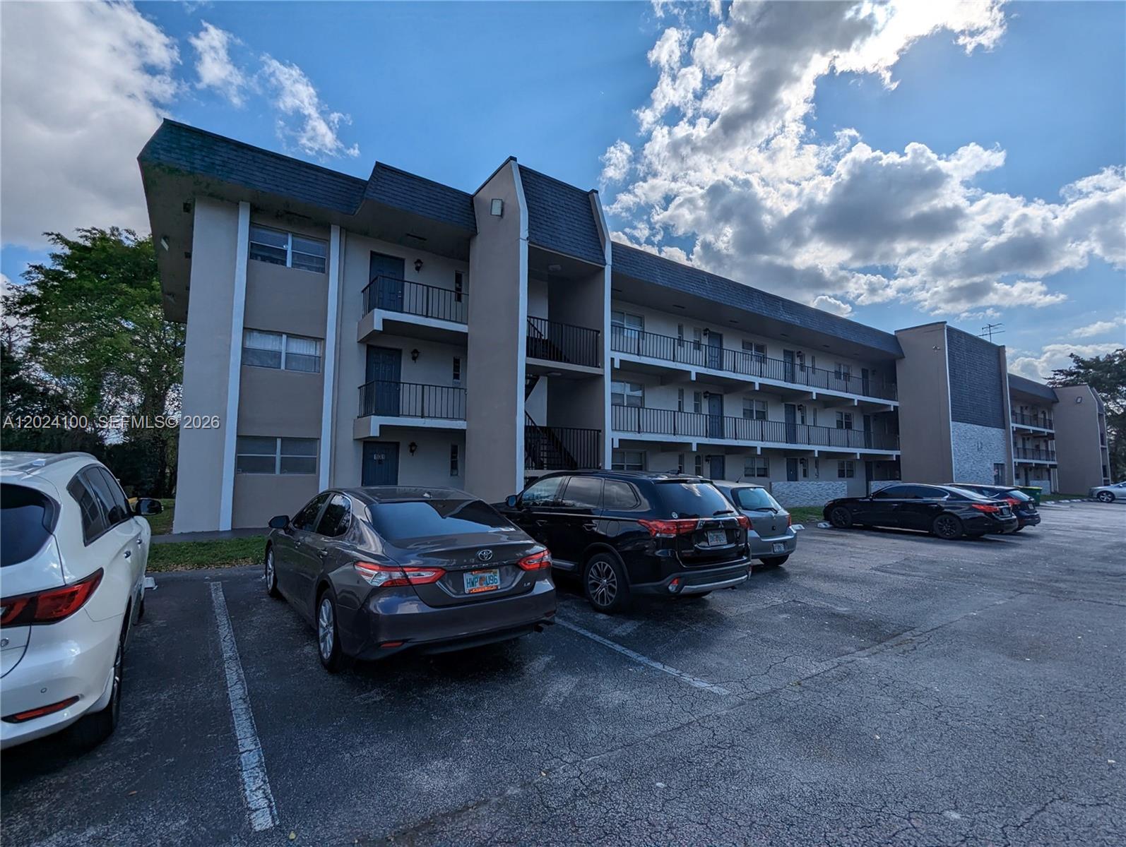 Versailles Gardens Condo