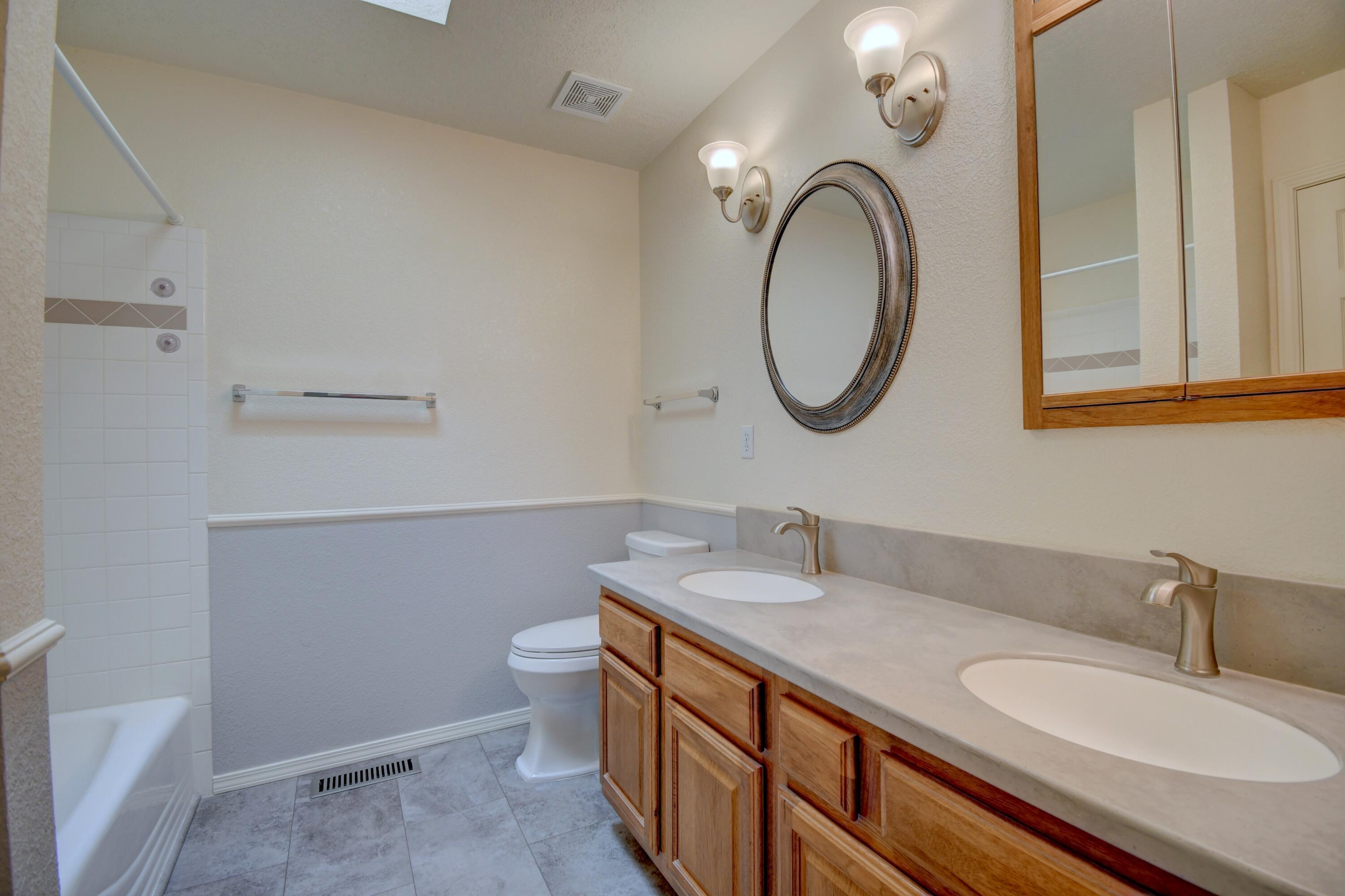 Photo 4 — 4701 Morris Street NE APT 703