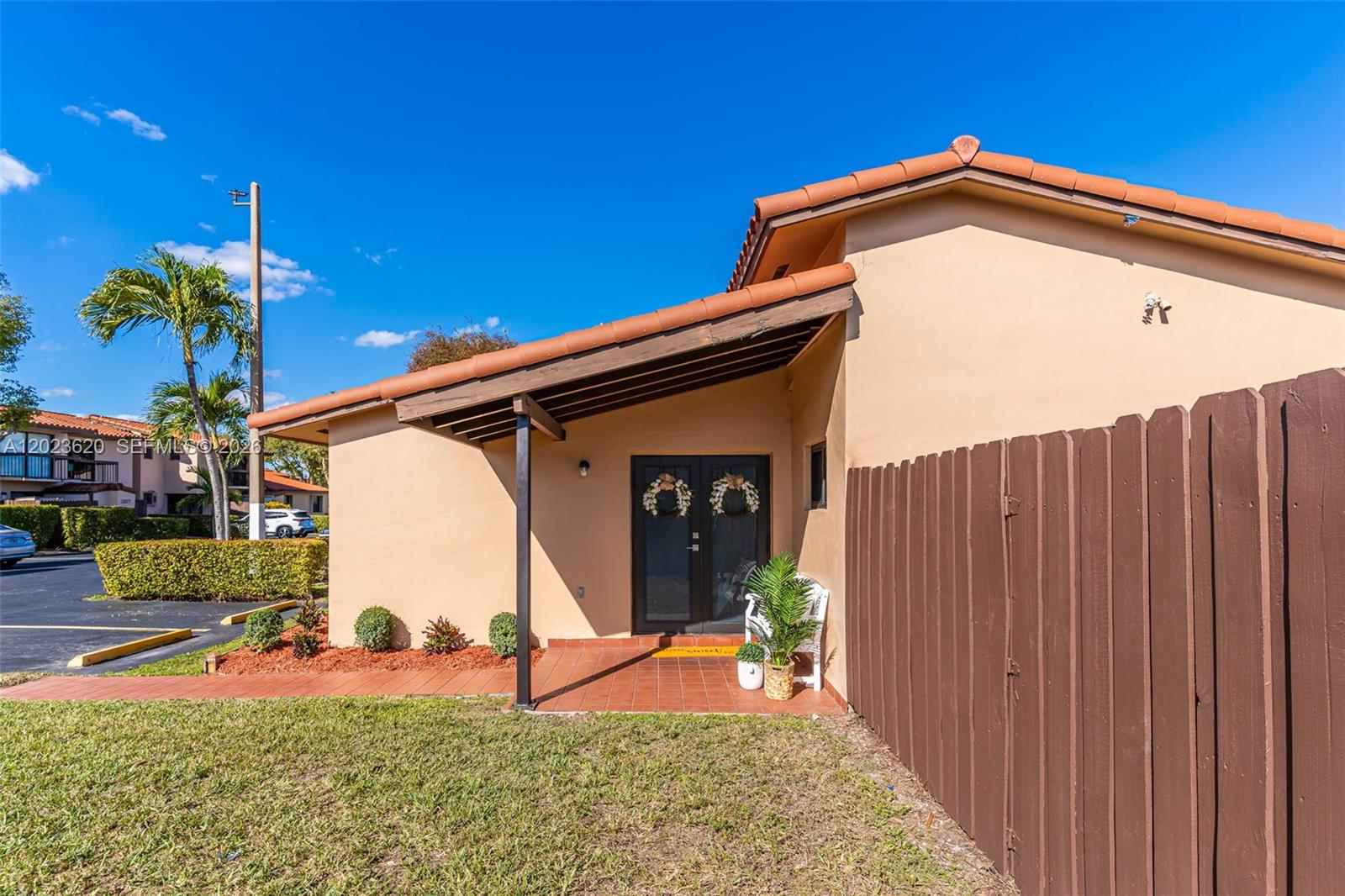 Property photo # 6