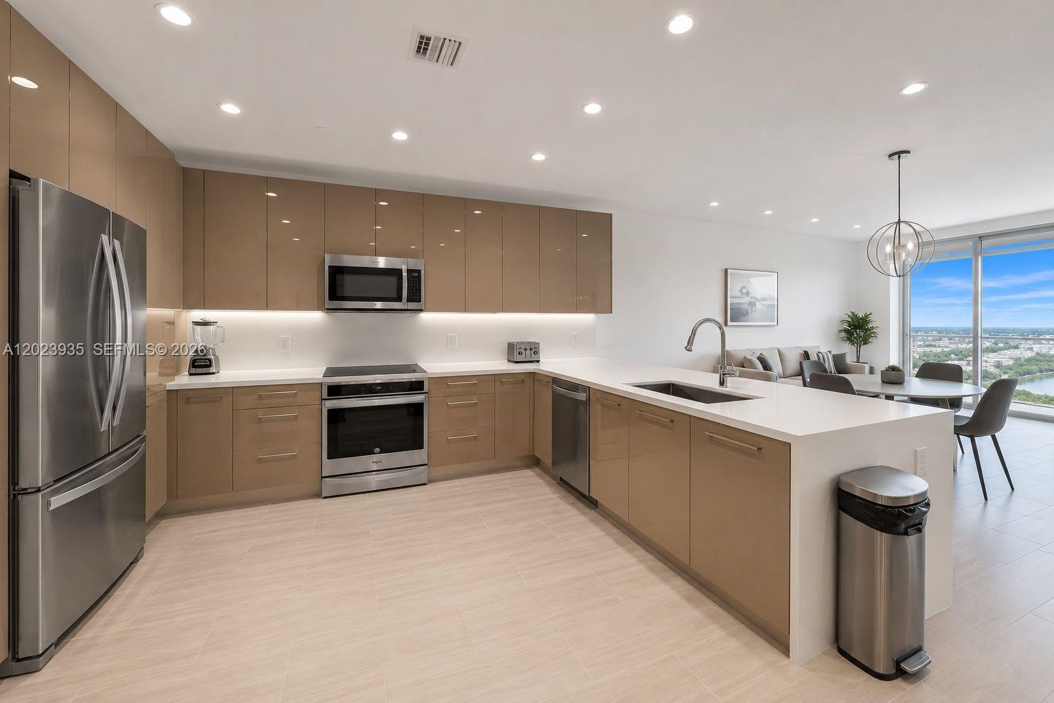 Property photo # 9