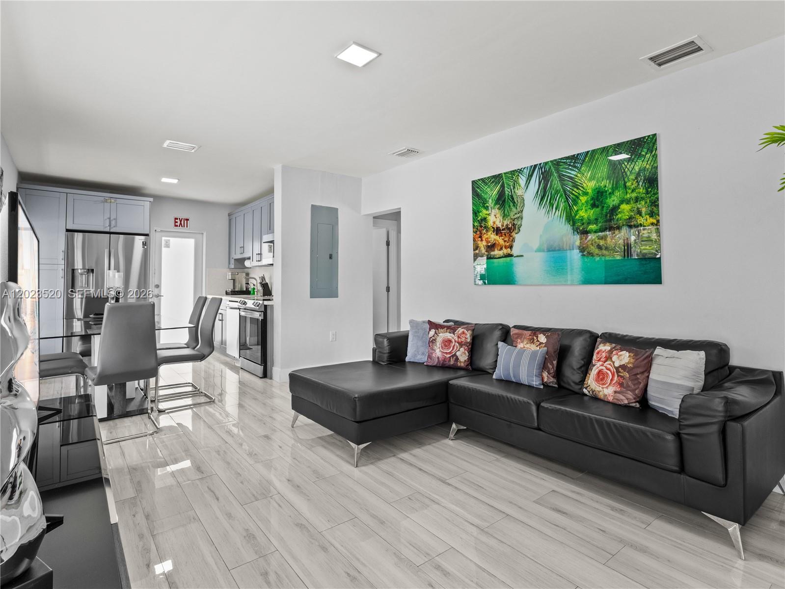 Property photo # 7